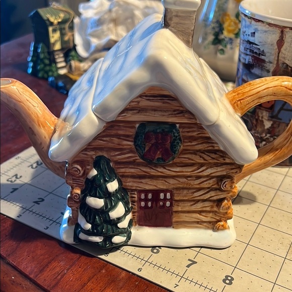 Northland Collection Log Cabin Tea Pot Christmas Cabin Tea Pot - Picture 11 of 12